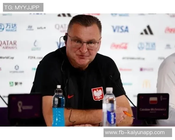 前波兰主帅米赫涅维奇未报名国足主帅选聘引发关注